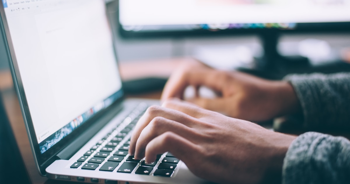 副業・サイドビジネスでファクタリングは使える？【個人事業主の活用ガイド】